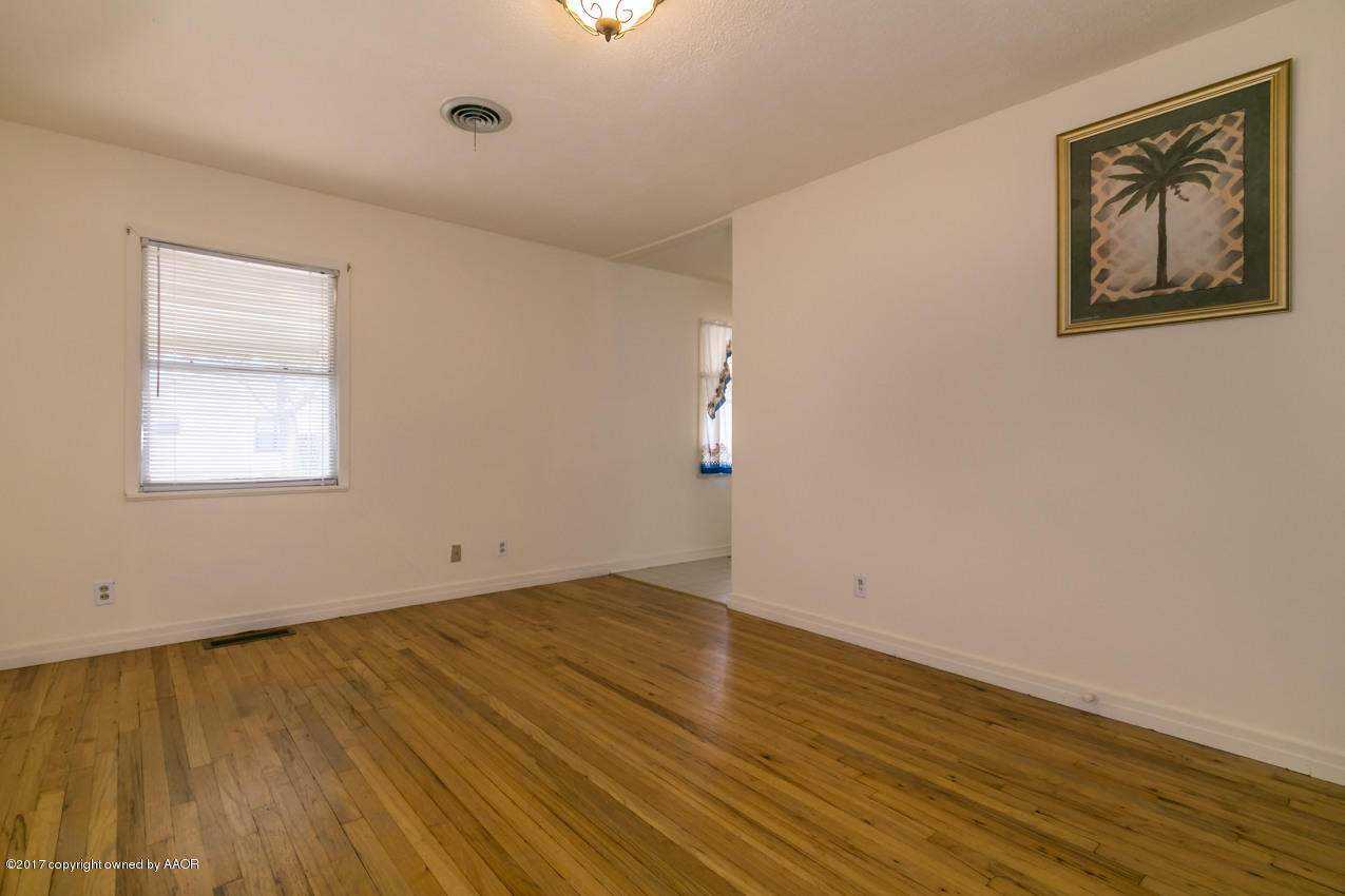 4201 South Ong Street Amarillo, TX 79110 - Photo 5 of 18 4201_S Ong-5