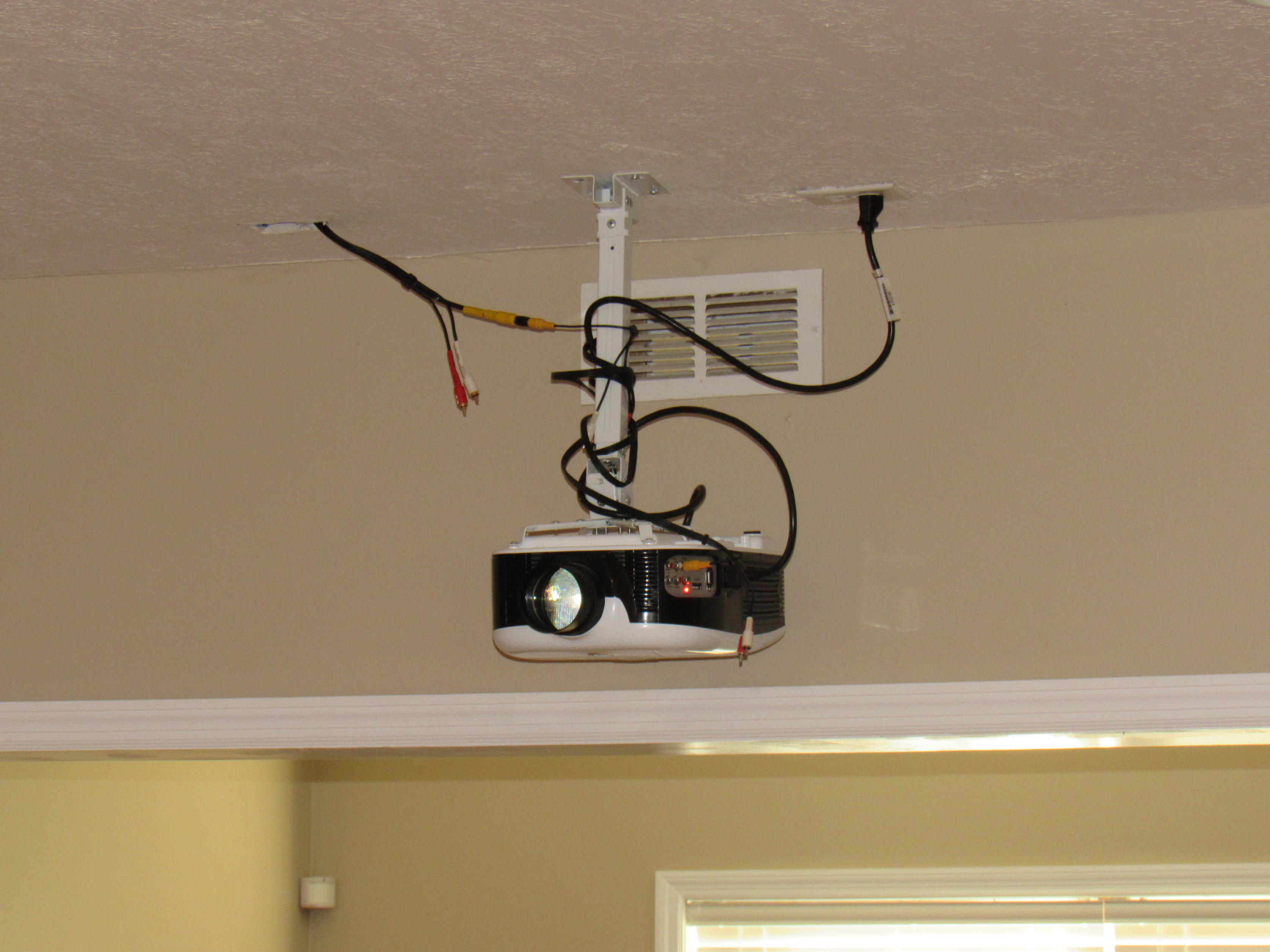 12918 Clear Ridge Road Knoxville, TN 37922 - Photo 22 of 27 Projector