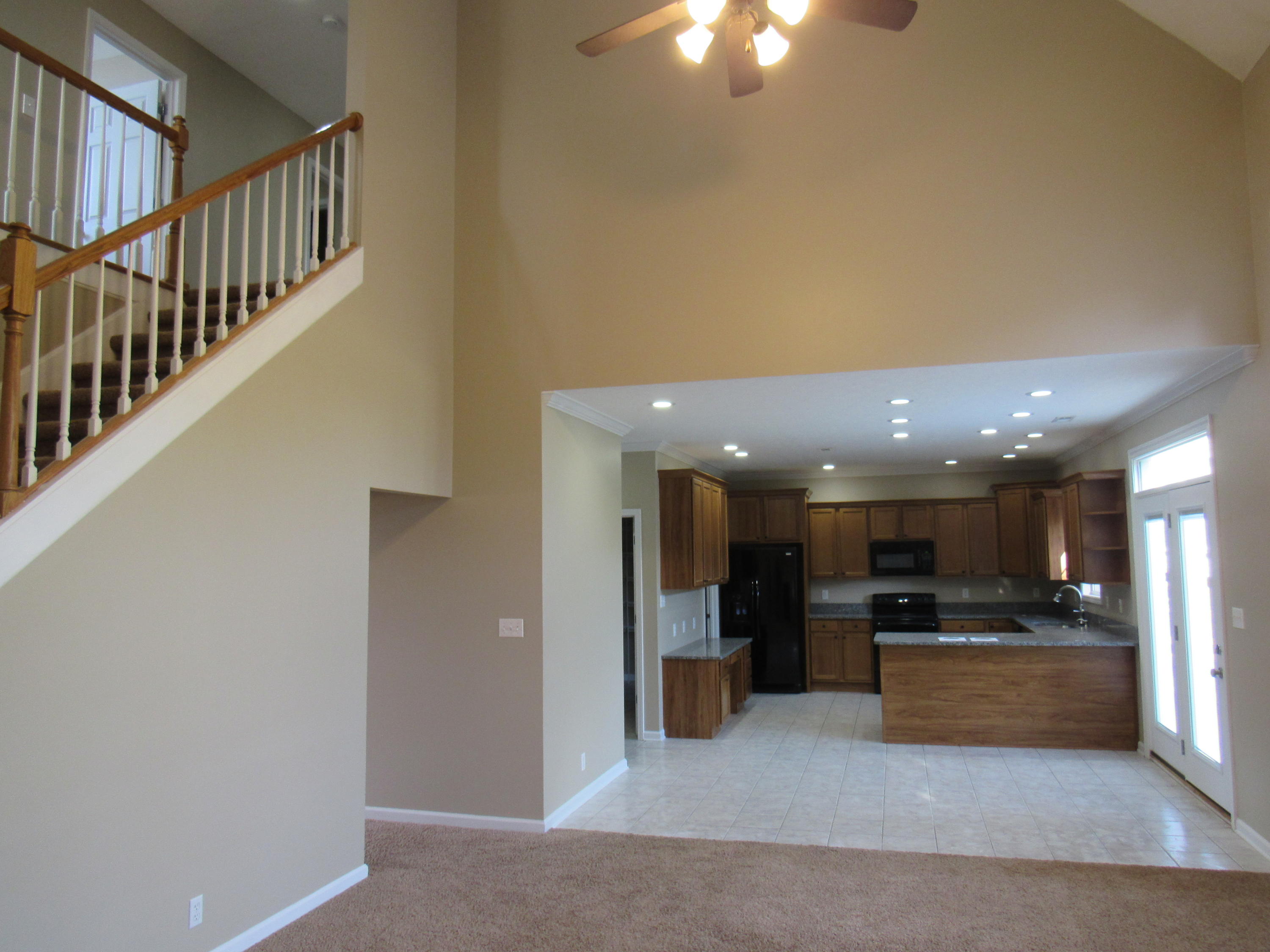 12918 Clear Ridge Road Knoxville, TN 37922 - Photo 8 of 27 Living Room Looking to Kitchen