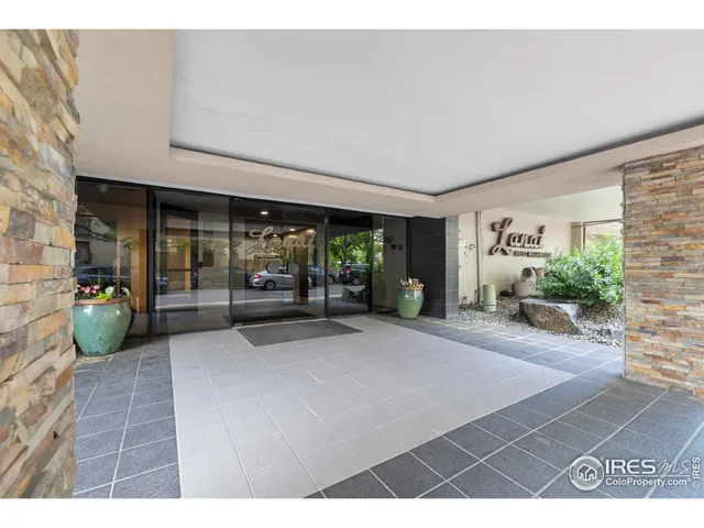 $400,000 | 800 North Washington Street, Unit 409, Denver, CO 80203