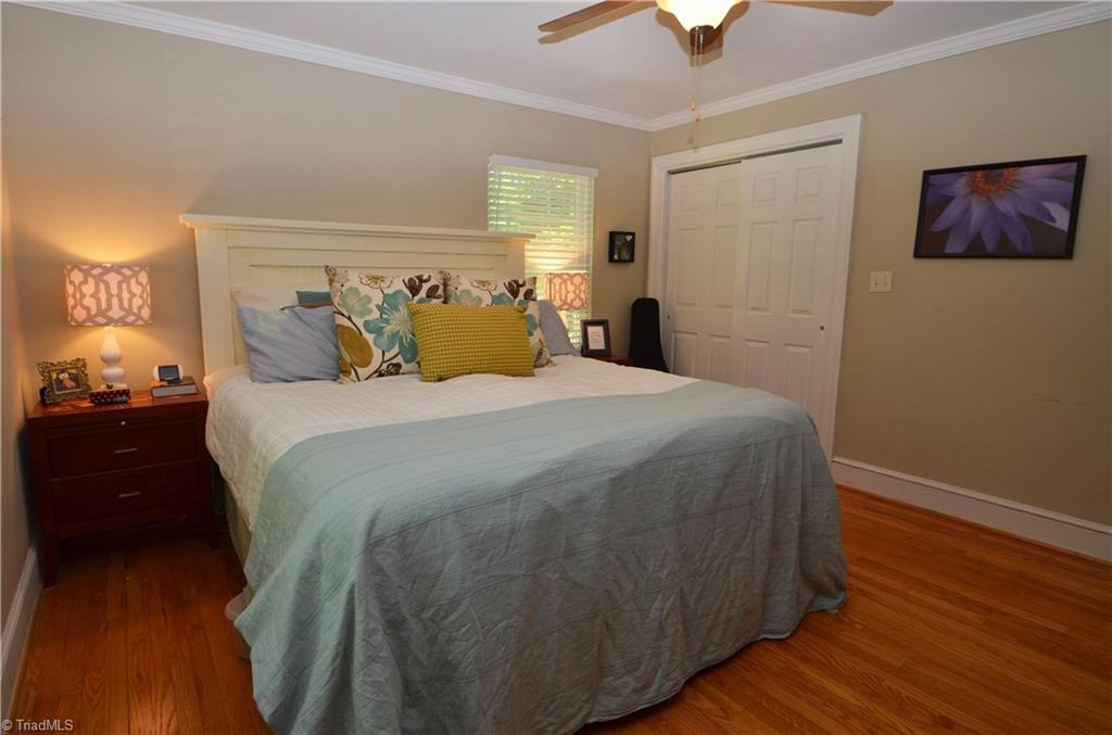 1025 Huntingdon Road Winston-Salem, NC 27104 - Photo 10 of 26 Master bedroom has his and hers closets.