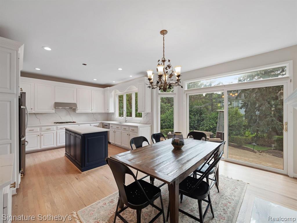 2085 Mapleridge Road Rochester Hills, MI 48309 - Photo 11 of 58