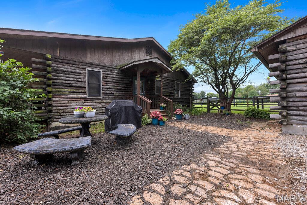 17407 Highway 109 Dow, IL 62022 - Photo 32 of 59