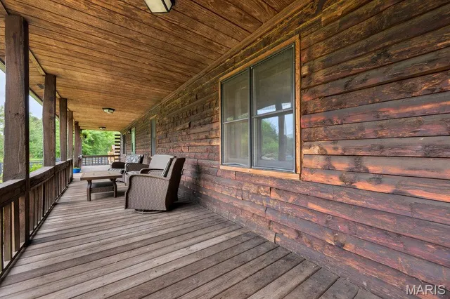 $380,000 | 17407 Highway 109, Dow, IL 62022