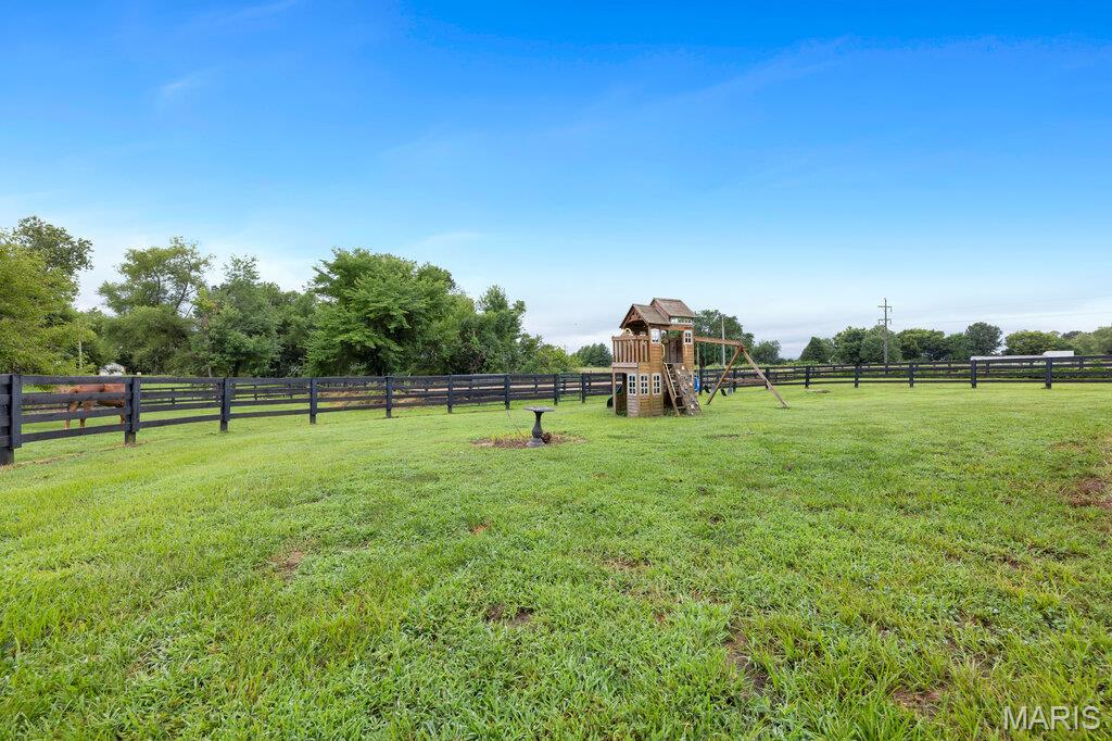 17407 Highway 109 Dow, IL 62022 - Photo 36 of 59