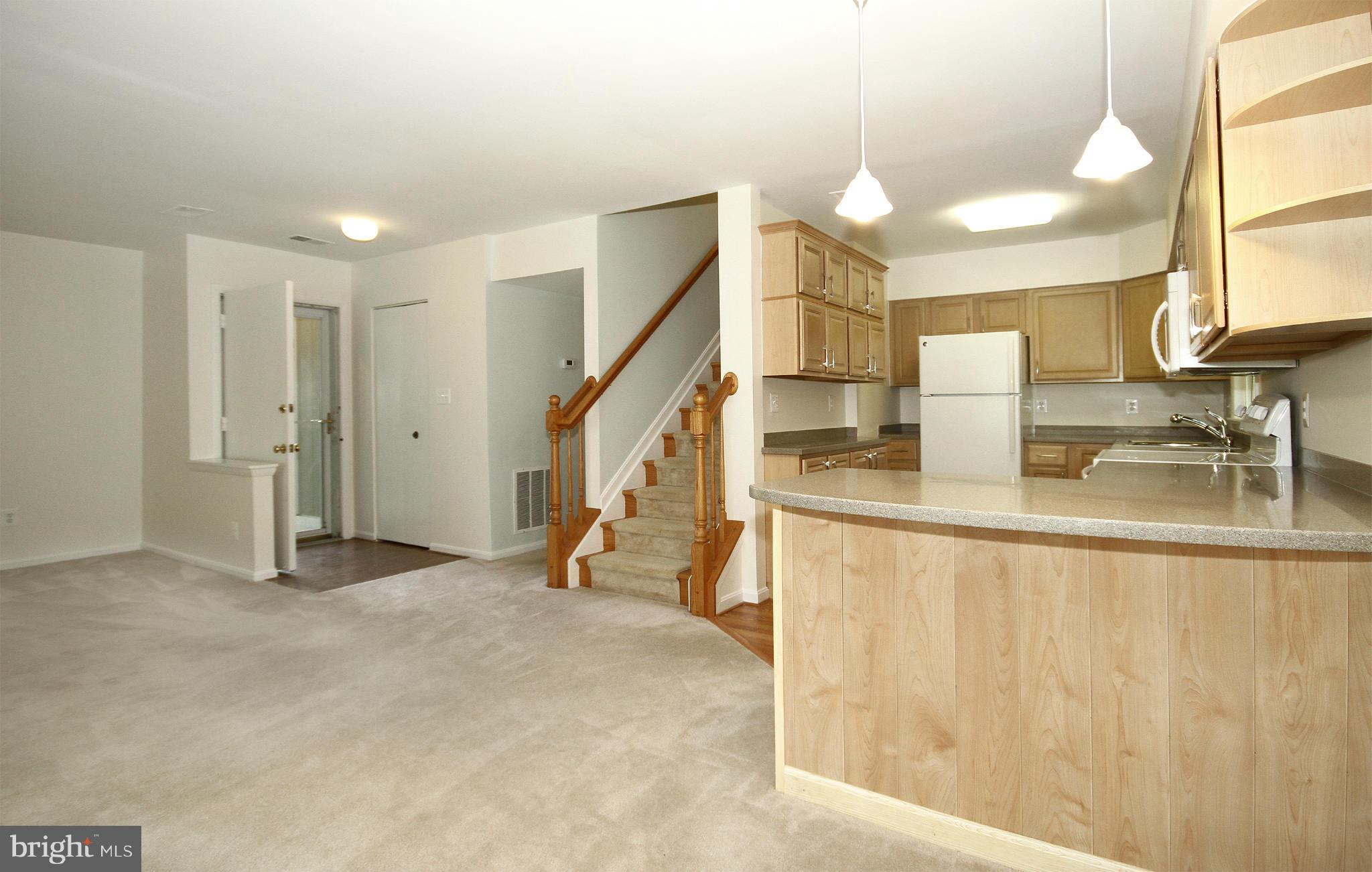 11402 Turnmill Lane Reston, VA 20191 - Photo 2 of 30 Kitchen