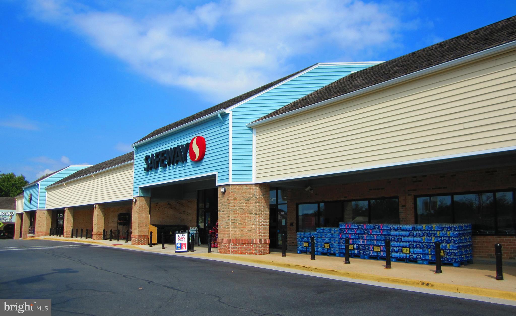 11402 Turnmill Lane Reston, VA 20191 - Photo 27 of 30 South Lakes Shopping Center