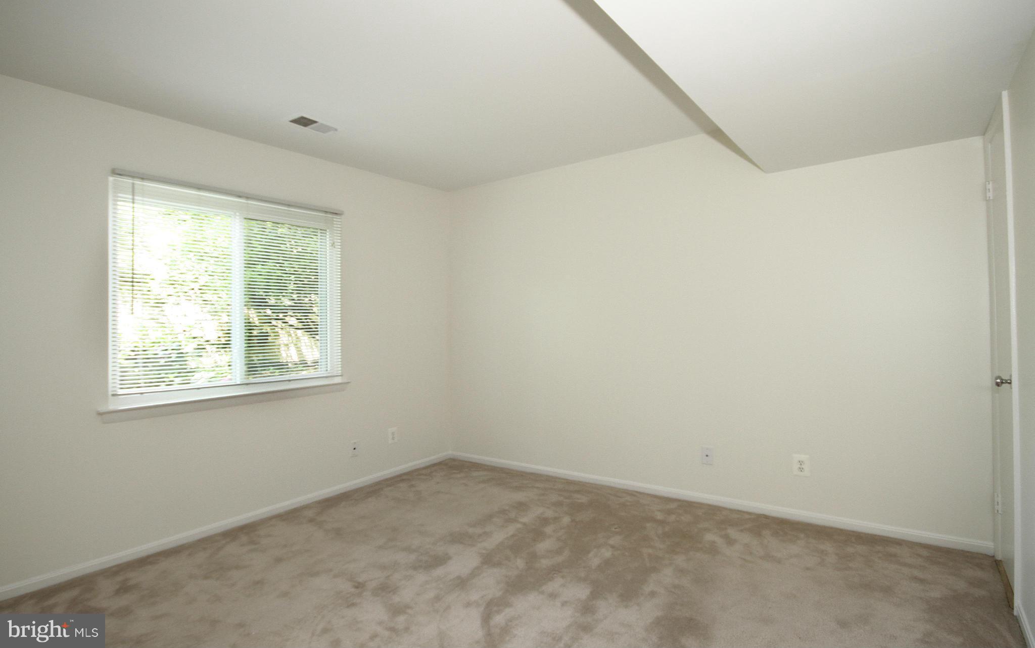 11402 Turnmill Lane Reston, VA 20191 - Photo 10 of 30 Bedroom 2 alternate view