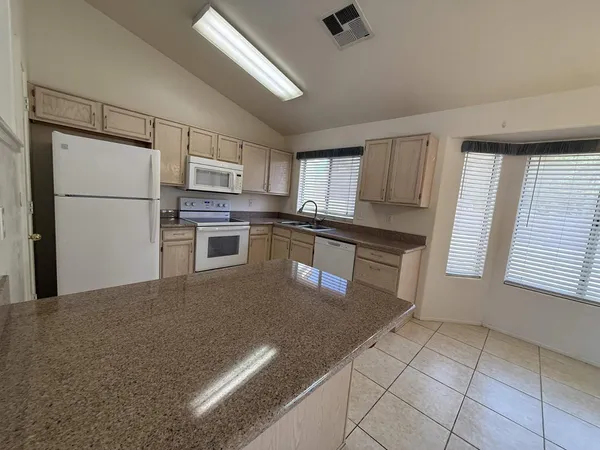 $2,190 | 3913 West Morelos Street, Chandler, AZ 85226