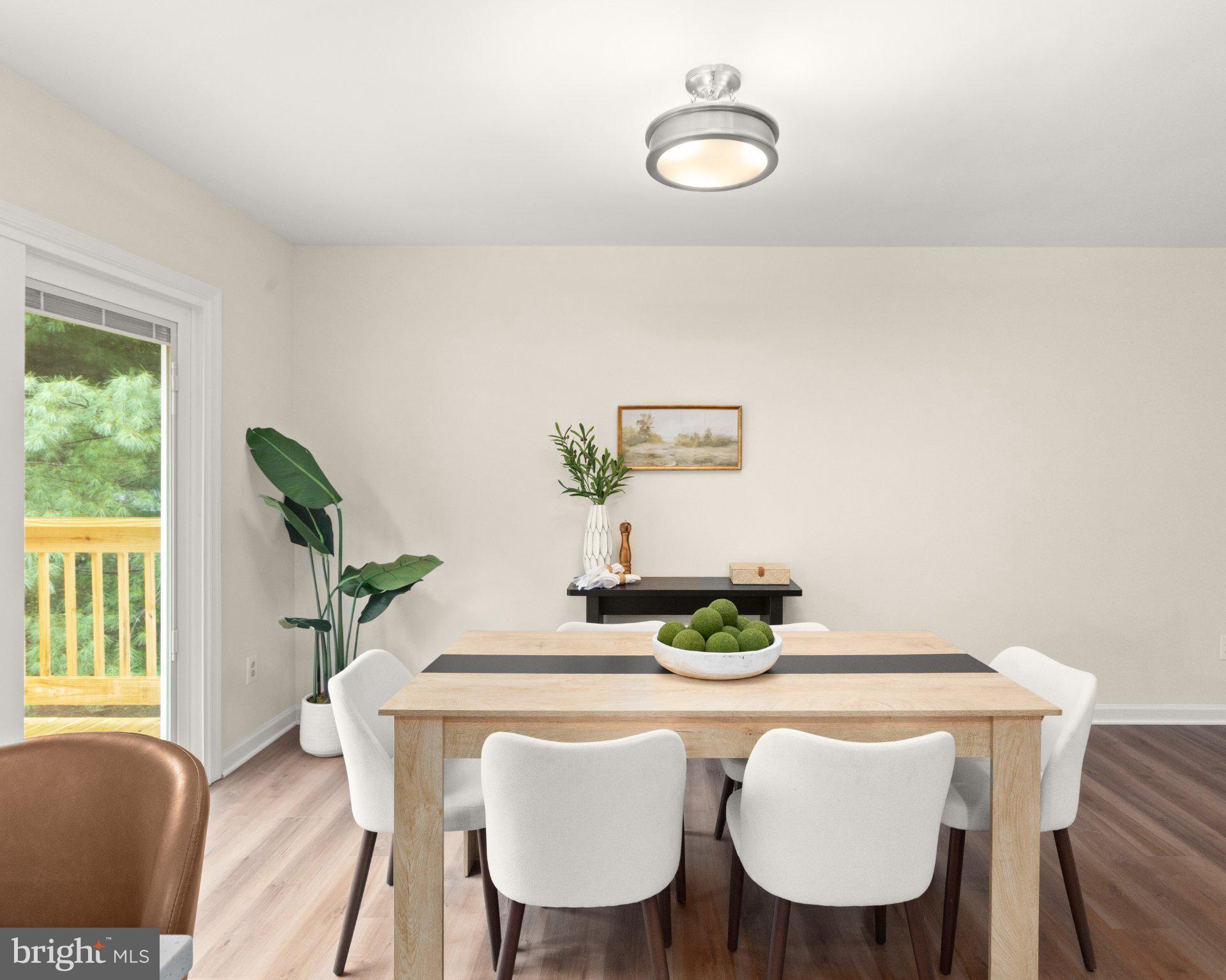 11006 Pfeffers Road Kingsville, MD 21087 - Photo 9 of 29 Bright and inviting dining space.