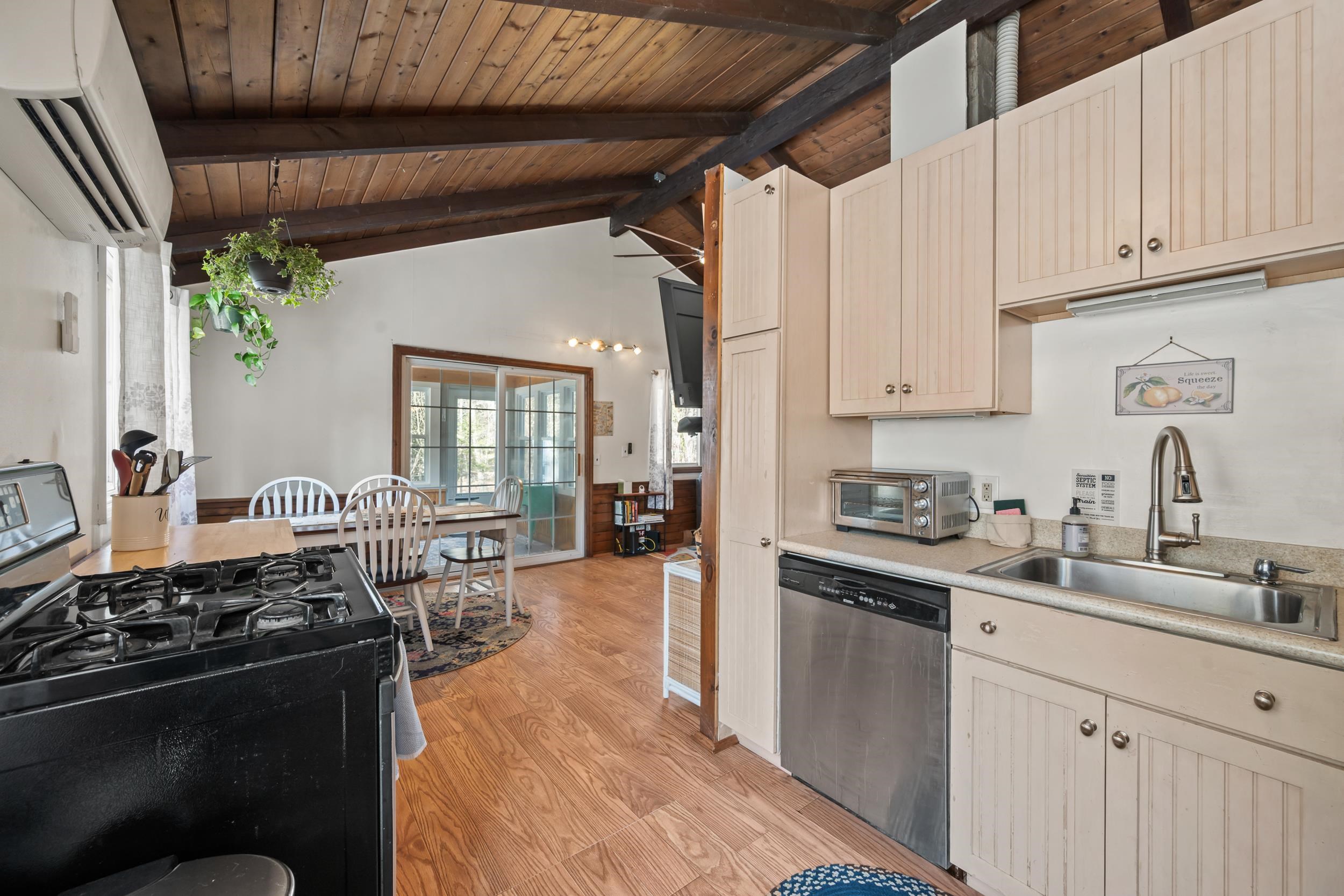 67 Linden Road Conway, NH 03860 - Photo 8 of 33