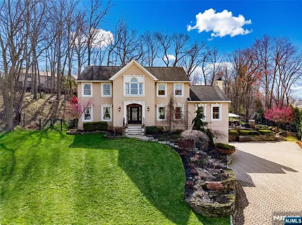 $1,359,995 | 4 Michele Court, Wayne, NJ 07470