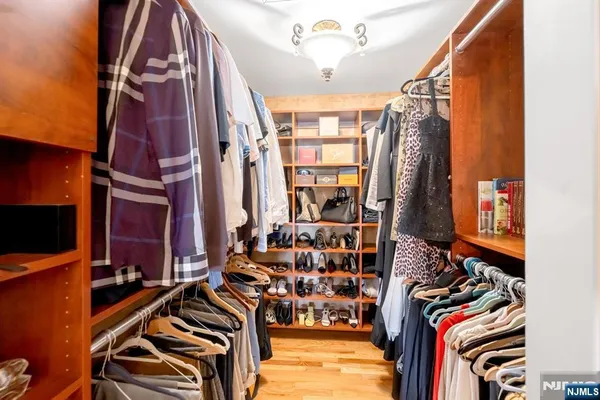 $1,359,995 | 4 Michele Court, Wayne, NJ 07470