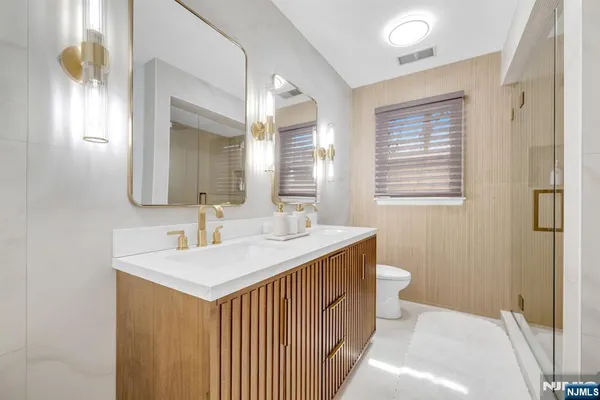 $1,359,995 | 4 Michele Court, Wayne, NJ 07470