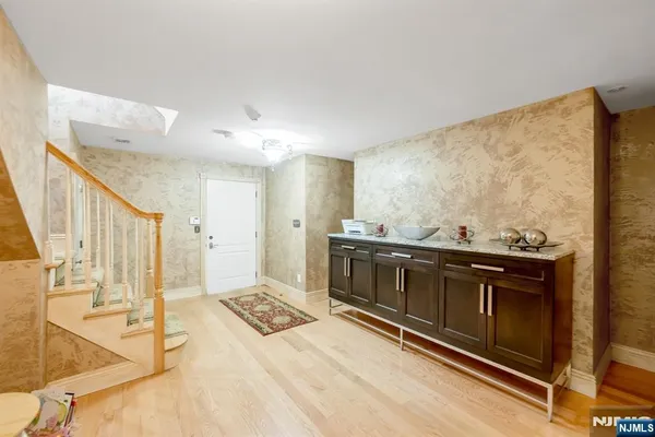 $1,359,995 | 4 Michele Court, Wayne, NJ 07470