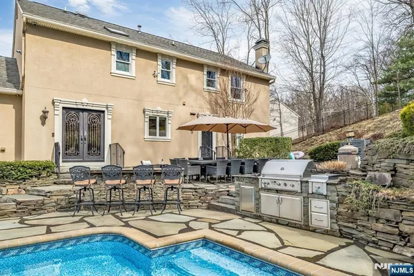 $1,359,995 | 4 Michele Court, Wayne, NJ 07470