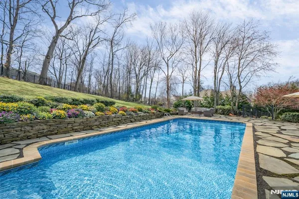 $1,359,995 | 4 Michele Court, Wayne, NJ 07470