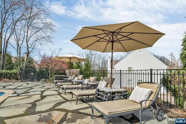 $1,359,995 | 4 Michele Court, Wayne, NJ 07470