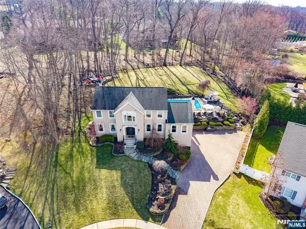 $1,359,995 | 4 Michele Court, Wayne, NJ 07470