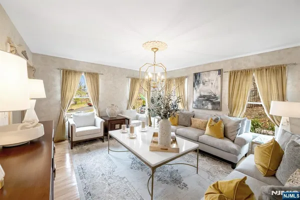 $1,359,995 | 4 Michele Court, Wayne, NJ 07470