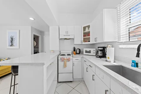 $535,000 | 1947 Adams Street, Unit 12, Hollywood, FL 33020