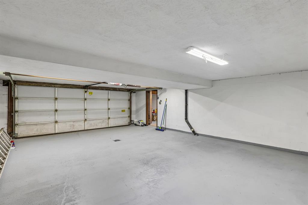 512 Hanover Kendall Road Hookstown, PA 15050 - Photo 8 of 36 Garage
