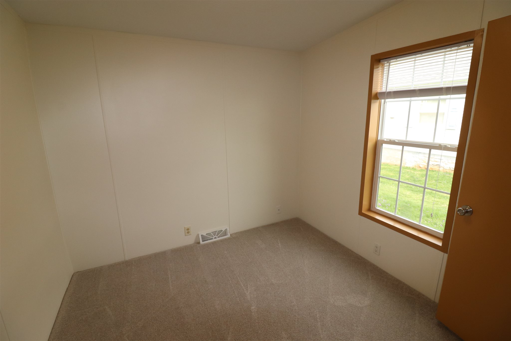 410 Oolitic Road Bedford, IN 47421 - Photo 22 of 32 Gallery Image 22