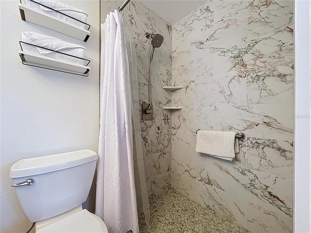 706 Jacaranda Road Anna Maria, FL 34216 - Photo 39 of 70 Gallery Image 39
