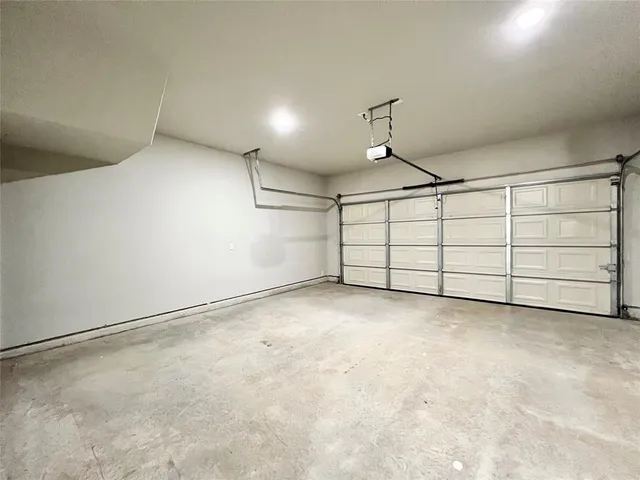 $2,095 | 3501 East Renfro Street, Unit 613, Burleson, TX 76028