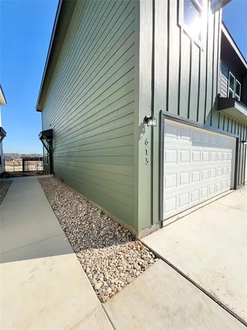 $2,095 | 3501 East Renfro Street, Unit 613, Burleson, TX 76028