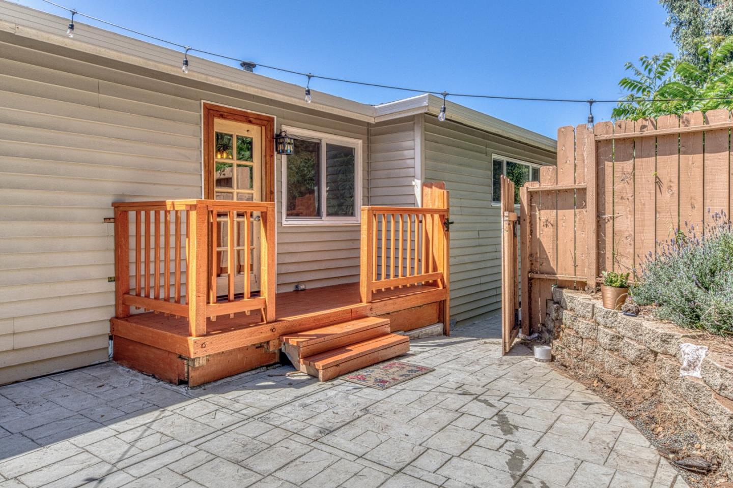 19085 Marjorie Road Salinas, CA 93907 - Photo 11 of 32