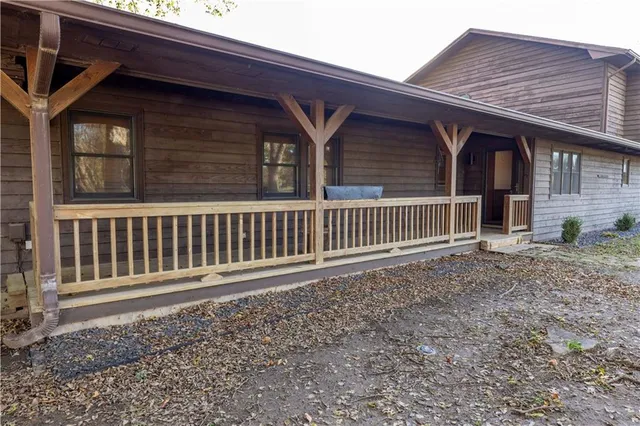 $360,000 | 5220 1200 Road, Fredonia, KS 66736