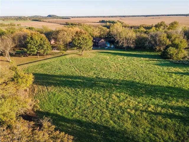 $360,000 | 5220 1200 Road, Fredonia, KS 66736