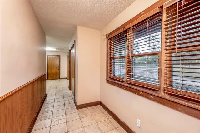 $360,000 | 5220 1200 Road, Fredonia, KS 66736