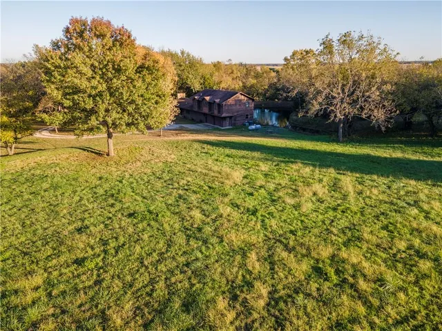 $360,000 | 5220 1200 Road, Fredonia, KS 66736