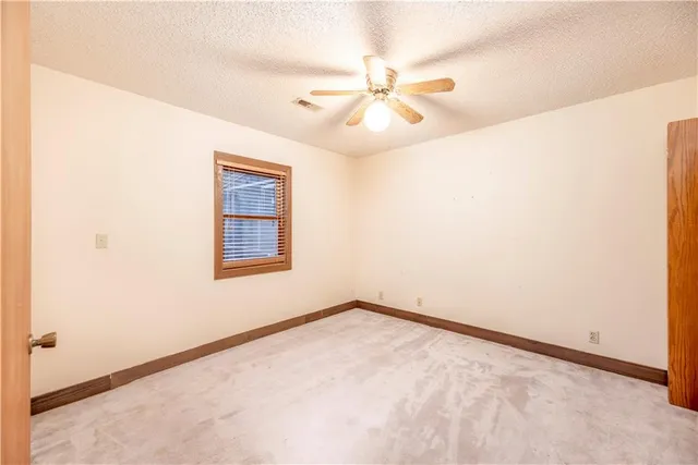 $360,000 | 5220 1200 Road, Fredonia, KS 66736