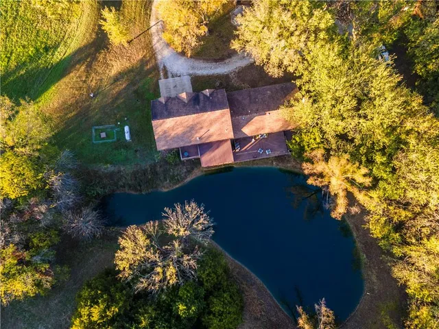 $360,000 | 5220 1200 Road, Fredonia, KS 66736