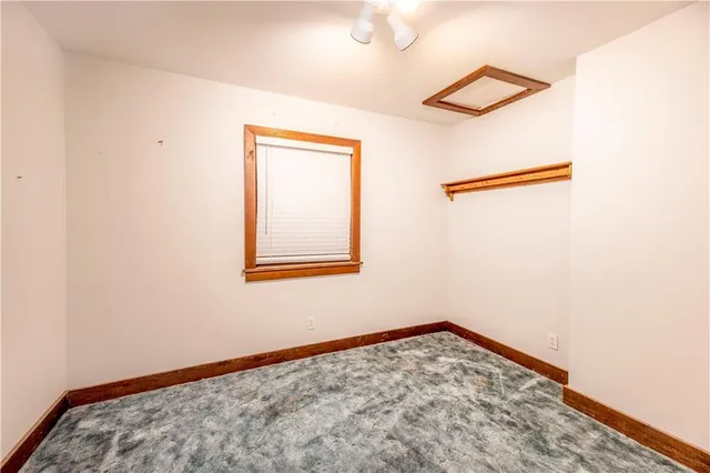 $360,000 | 5220 1200 Road, Fredonia, KS 66736