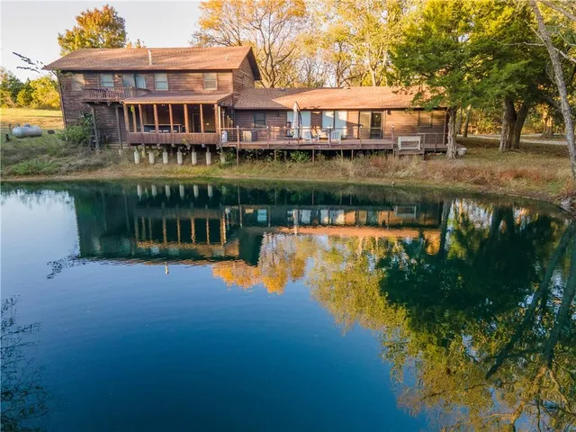 $360,000 | 5220 1200 Road, Fredonia, KS 66736