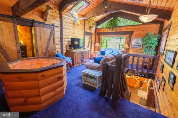 a view of an outdoor space