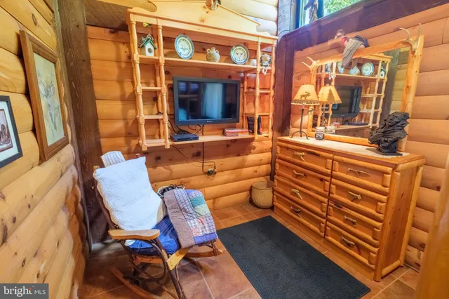 a view of sky from window