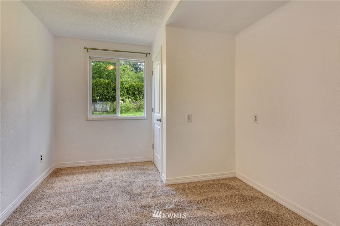 125 Poppy Road Bothell, WA 98012 - Photo 18 of 24