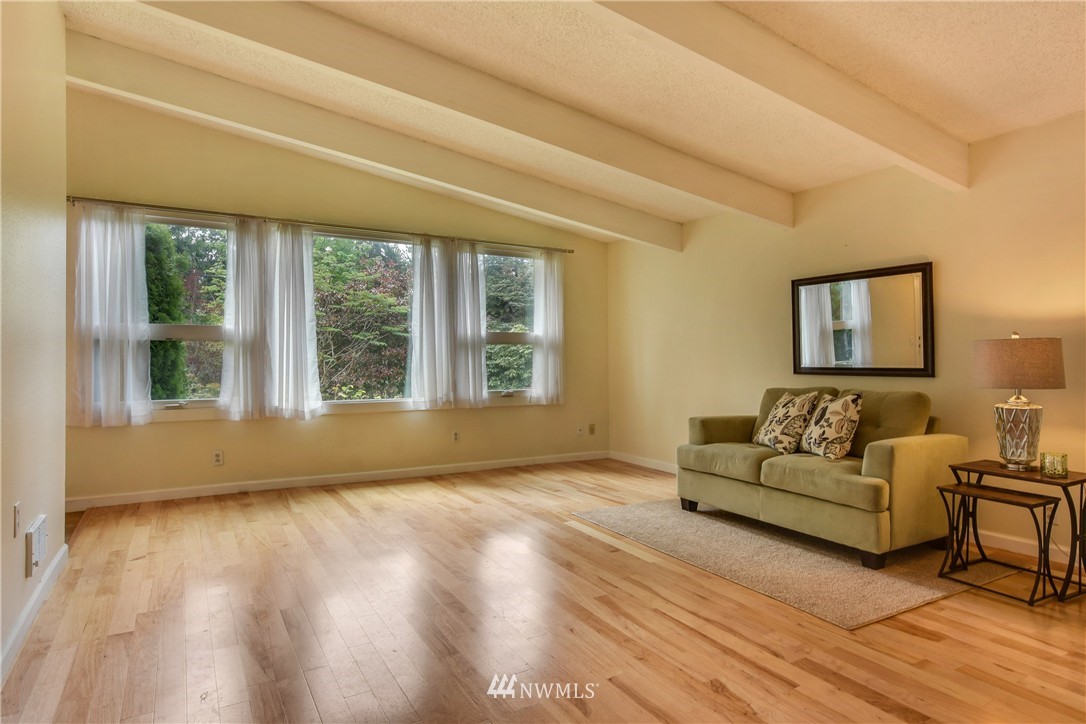 125 Poppy Road Bothell, WA 98012 - Photo 4 of 24