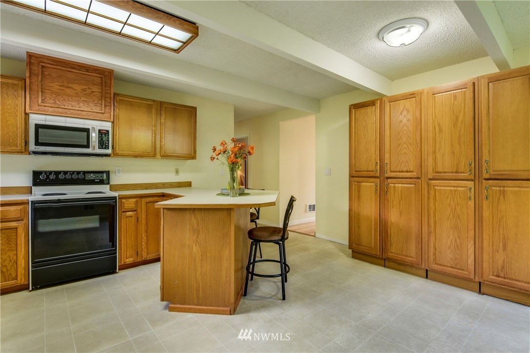 125 Poppy Road Bothell, WA 98012 - Photo 8 of 24