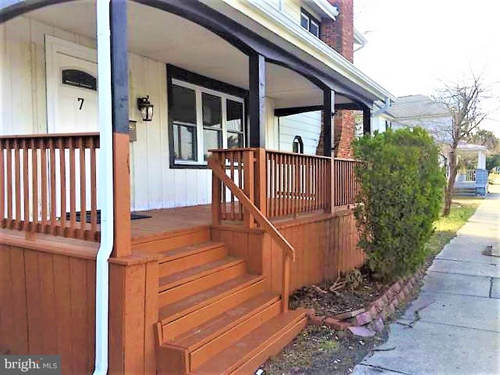 7 Clementon Road Berlin, NJ 08009 - Photo 2 of 32