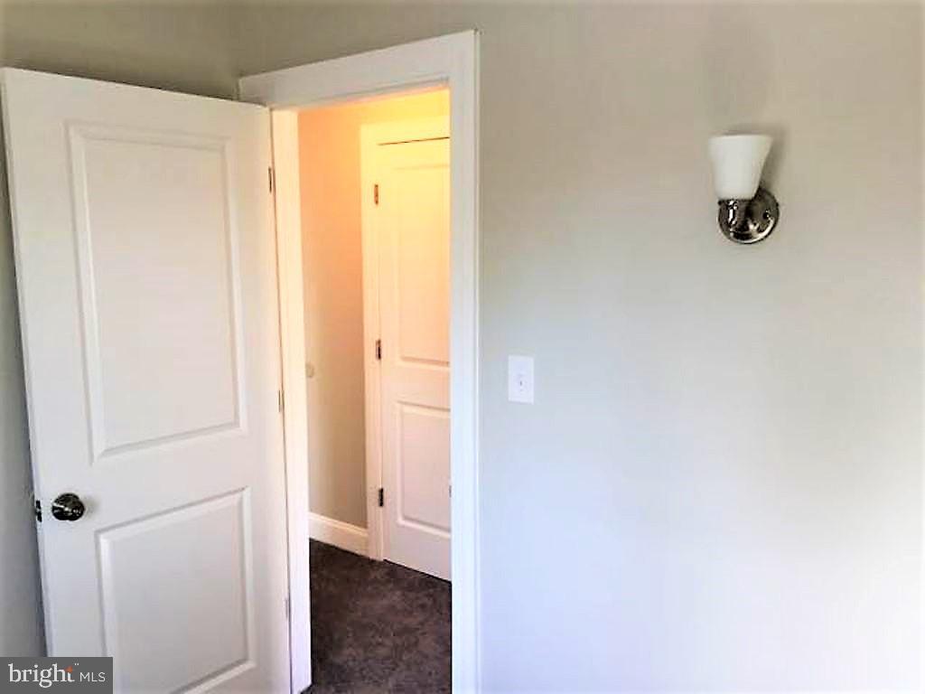 7 Clementon Road Berlin, NJ 08009 - Photo 22 of 32