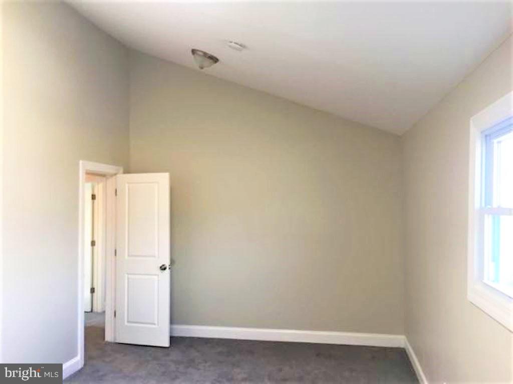 7 Clementon Road Berlin, NJ 08009 - Photo 28 of 32