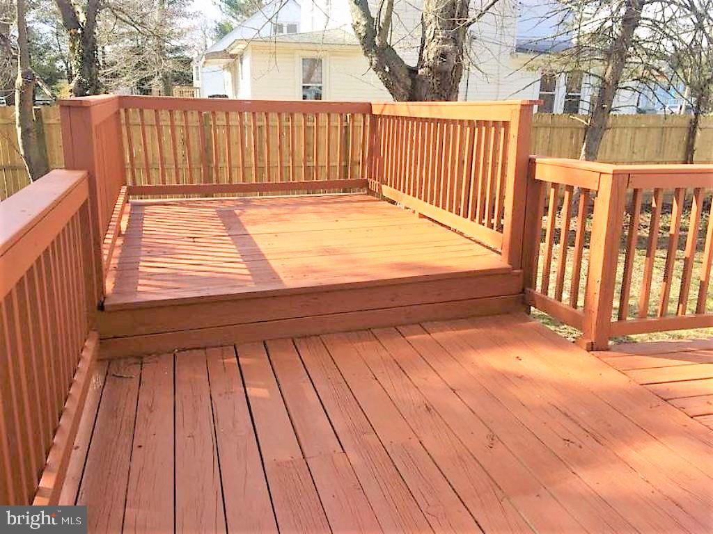 7 Clementon Road Berlin, NJ 08009 - Photo 10 of 32