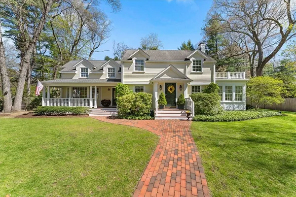 $2,495,000 | 279 Oakland Street, Wellesley, MA 02481