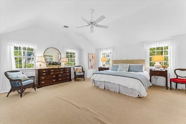 $2,495,000 | 279 Oakland Street, Wellesley, MA 02481
